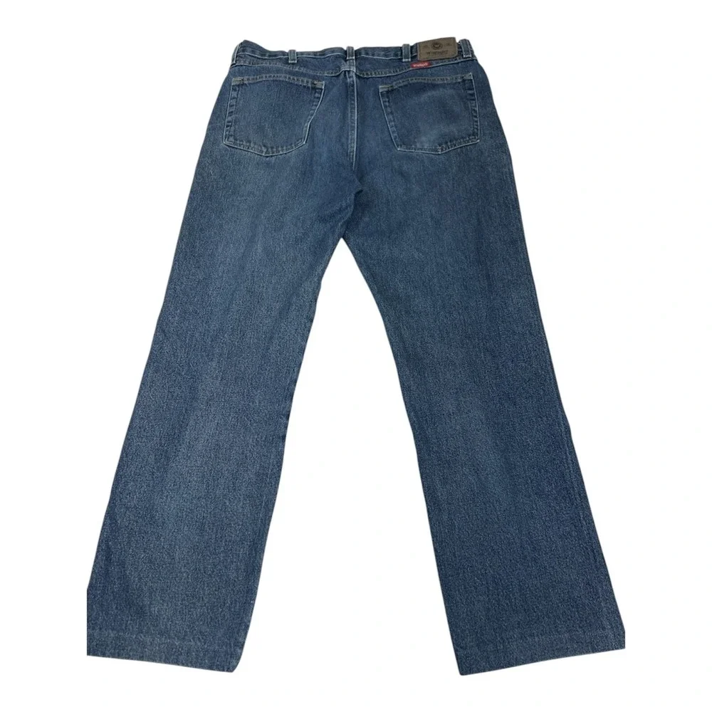 Wrangler Jeans Mens 36x32 Blue Excellent Straight Leg Denim 965TMR‎